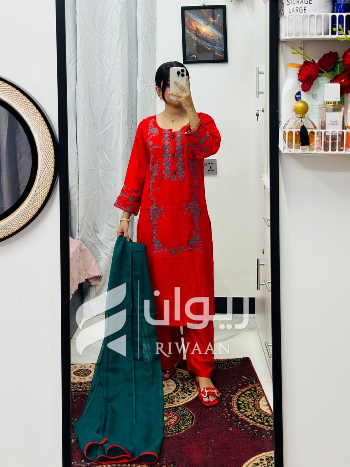 Red Embroidery Dress - Image 3